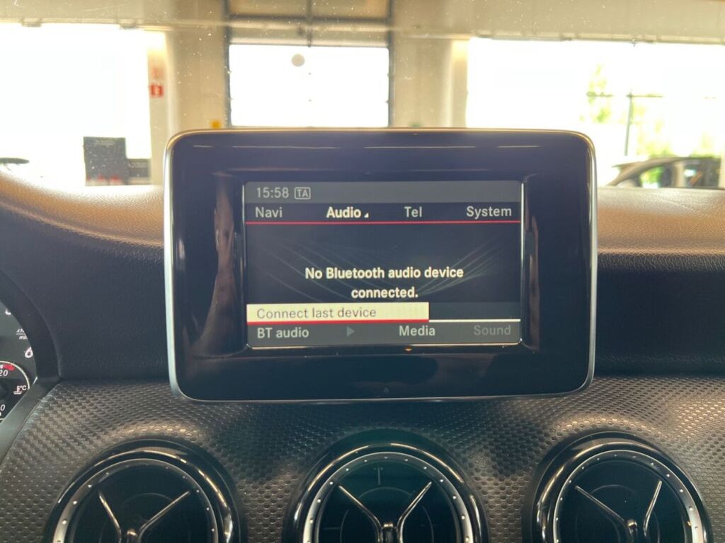 Mercedes-Benz A 2013 Musta