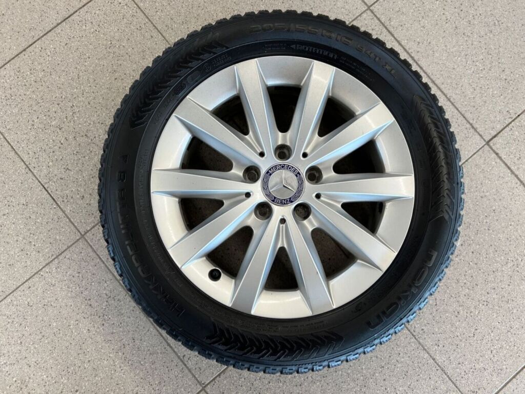 Mercedes-Benz A 2013 Musta