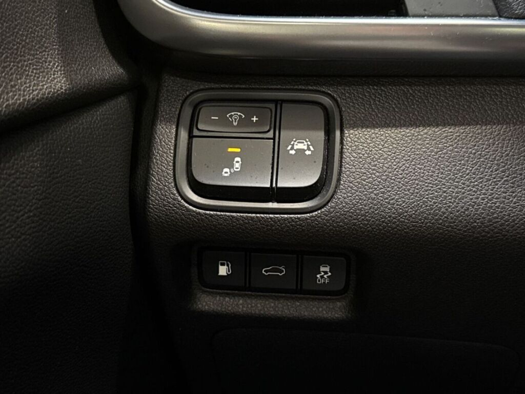 Kia Optima 2017 Musta
