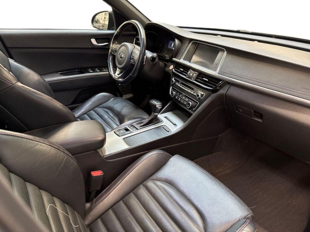 Kia Optima 2017 Musta