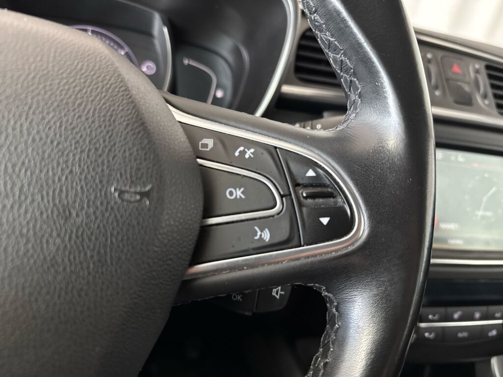 Renault Kadjar 2016 Musta