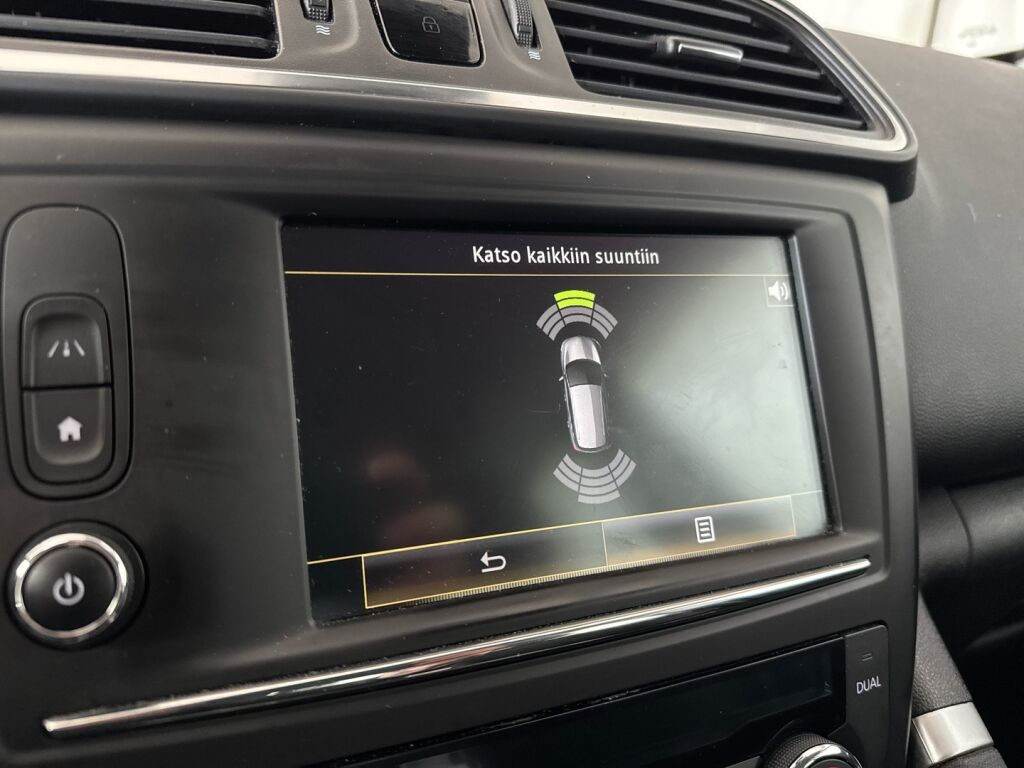 Renault Kadjar 2016 Musta