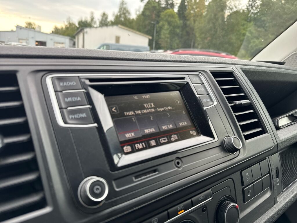 Volkswagen Transporter 2017 Valkoinen