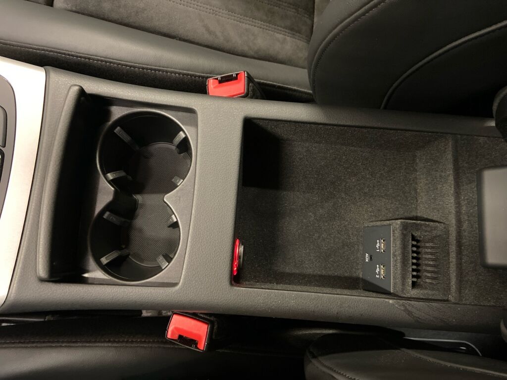 Audi A6 2017 Punainen