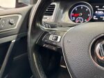 Volkswagen Golf 2017 Punainen