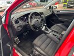 Volkswagen Golf 2017 Punainen