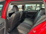 Volkswagen Golf 2017 Punainen