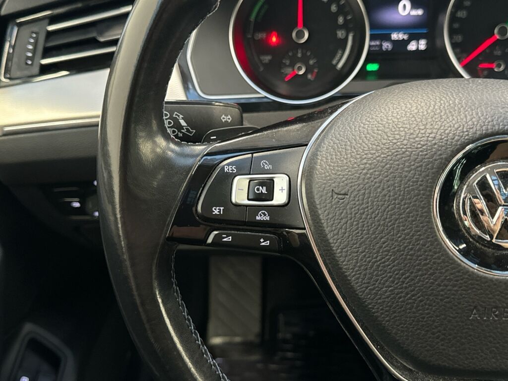 Volkswagen Passat 2017 Harmaa