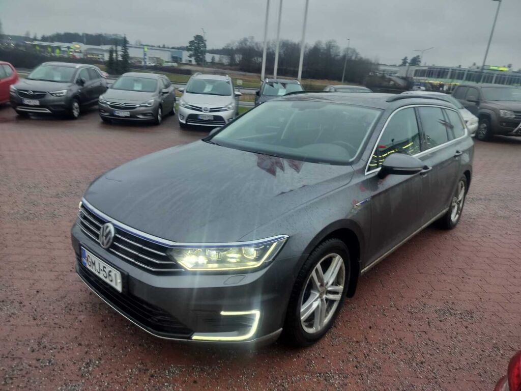 Volkswagen Passat 2017 Harmaa