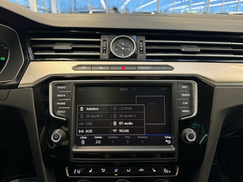 Volkswagen Passat 2017 Harmaa