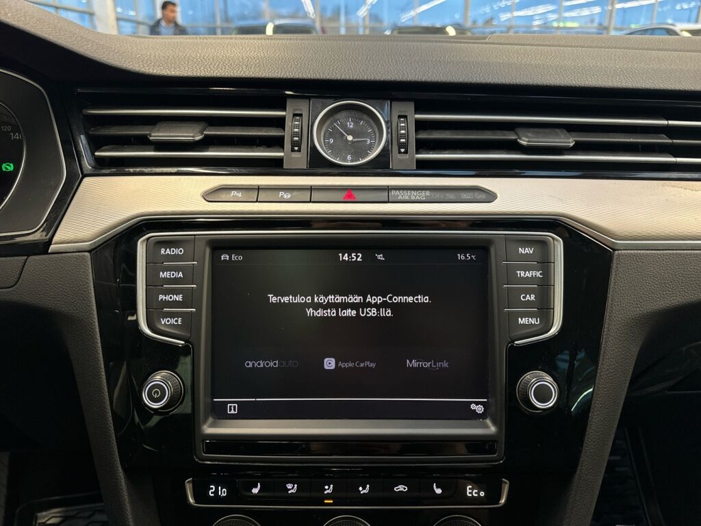 Volkswagen Passat 2017 Harmaa