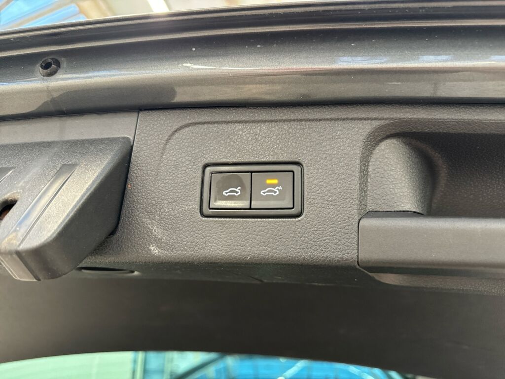 Volkswagen Passat 2017 Harmaa