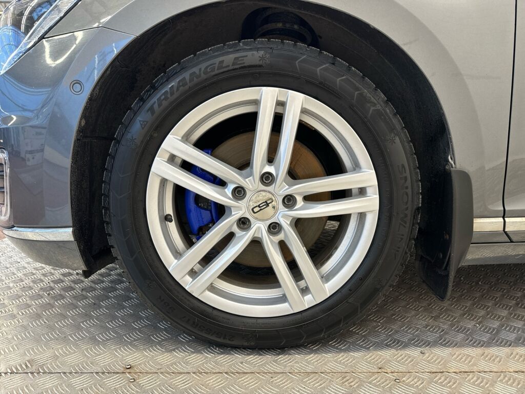 Volkswagen Passat 2017 Harmaa