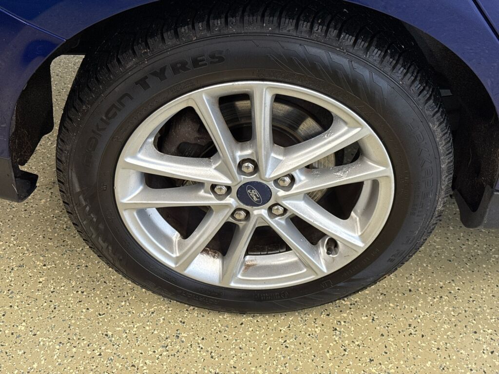 Ford Focus 2017 Sininen