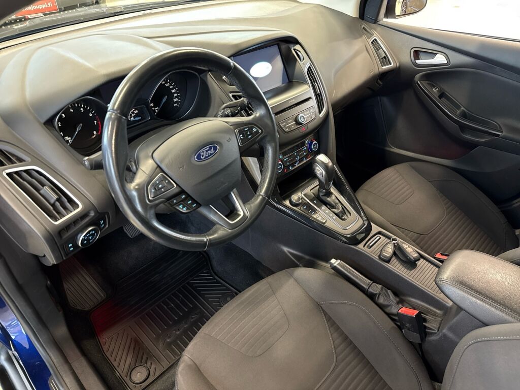 Ford Focus 2017 Sininen