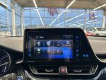 Toyota C-HR 2017 Sininen