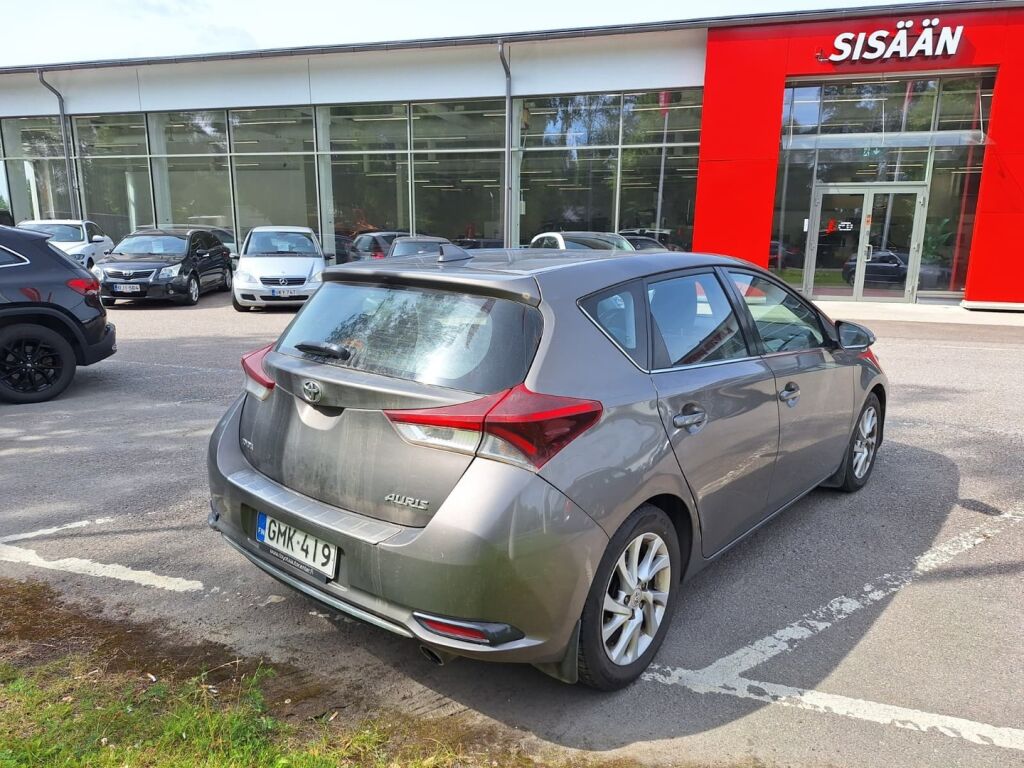 Toyota Auris 2017 Harmaa