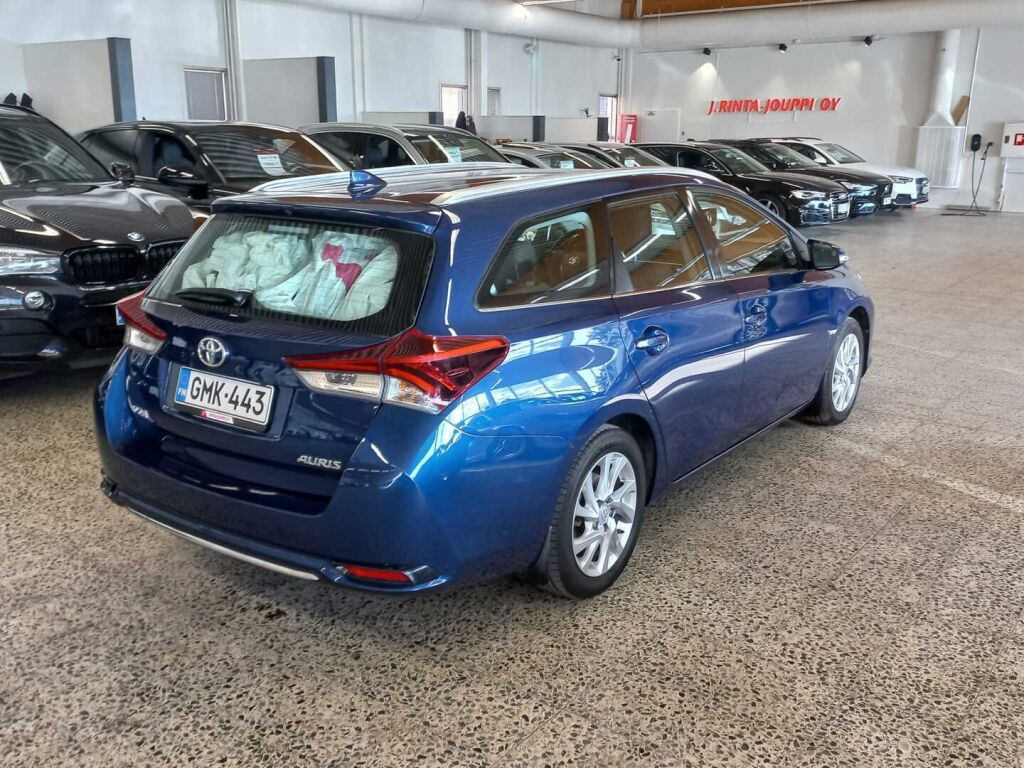 Toyota Auris 2017 Sininen