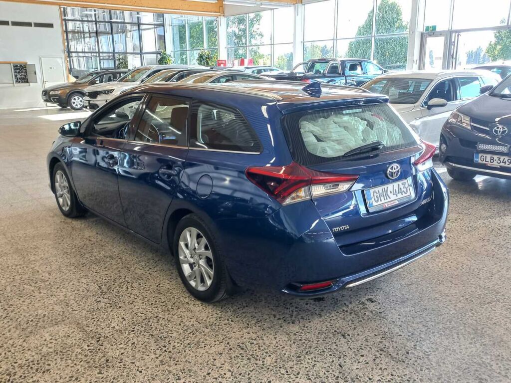 Toyota Auris 2017 Sininen