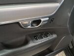 Volvo V90 2016 Musta