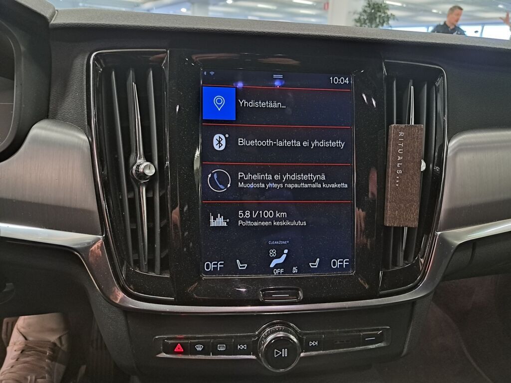 Volvo V90 2016 Musta