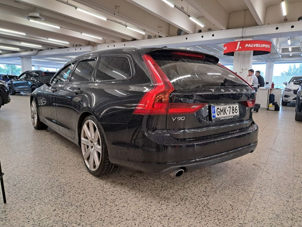 Volvo V90 2016 Musta