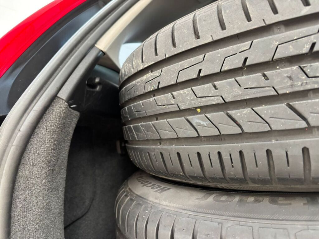 Volvo V60 2011 Valkoinen