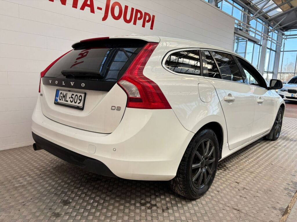 Volvo V60 2011 Valkoinen