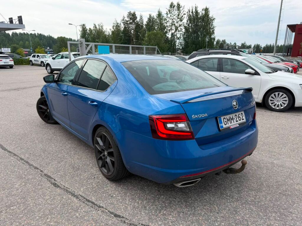 Skoda Octavia 2017 Sininen
