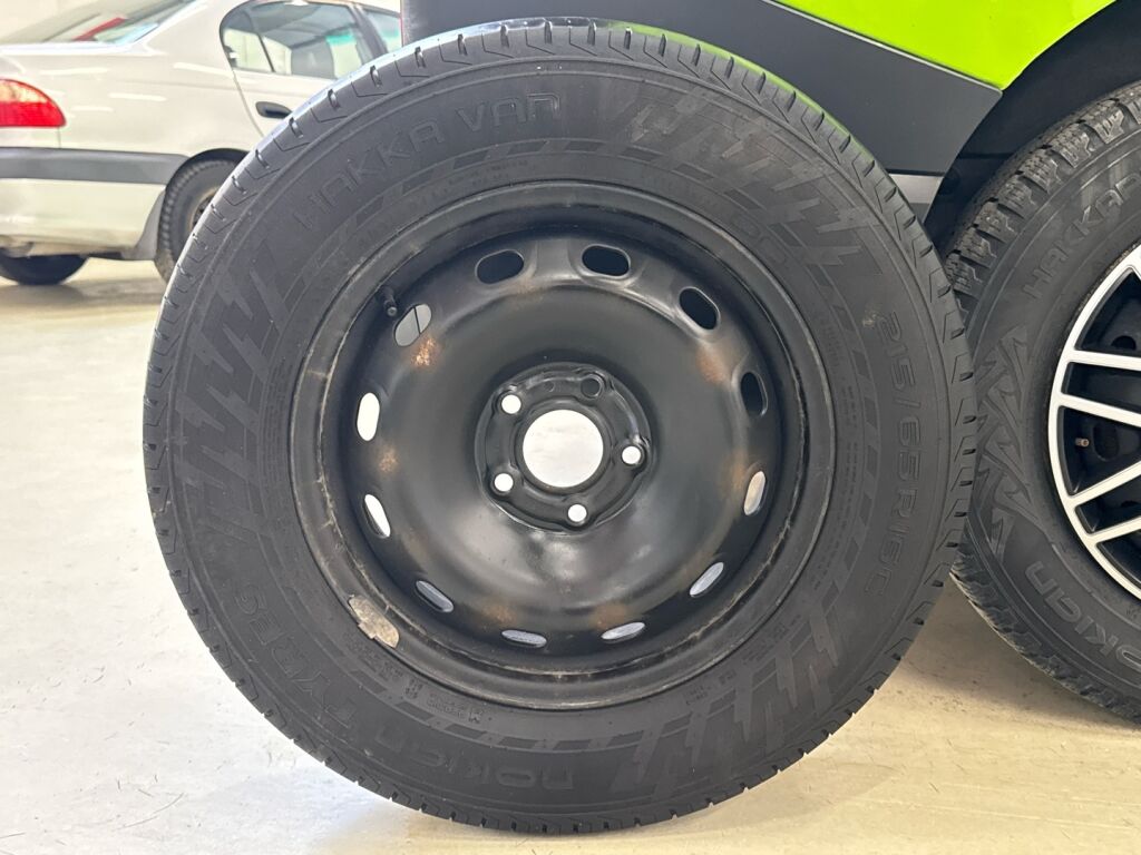 Renault Trafic 2017 Vihreä