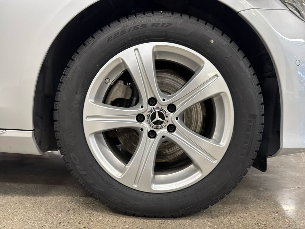 Mercedes-Benz E 2017 Harmaa