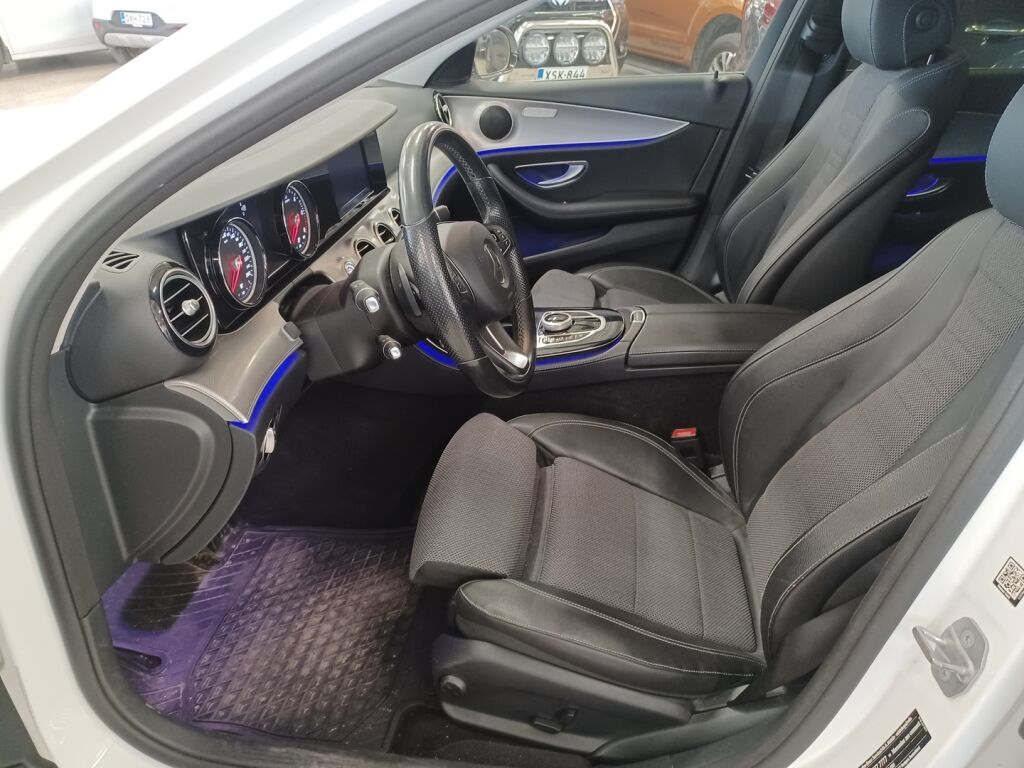 Mercedes-Benz E 2017 Valkoinen