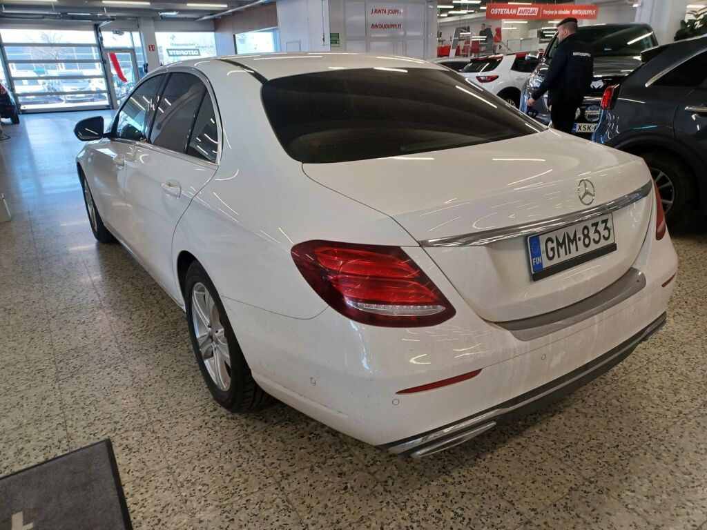 Mercedes-Benz E 2017 Valkoinen