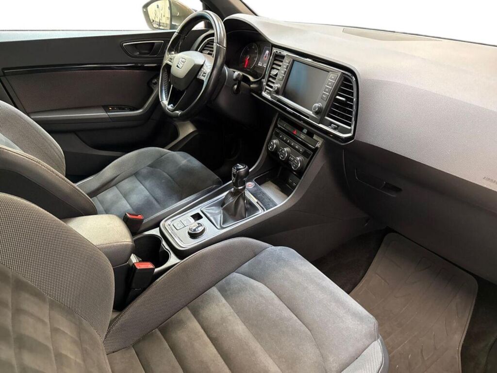 Seat Ateca 2017 Ruskea (beige)