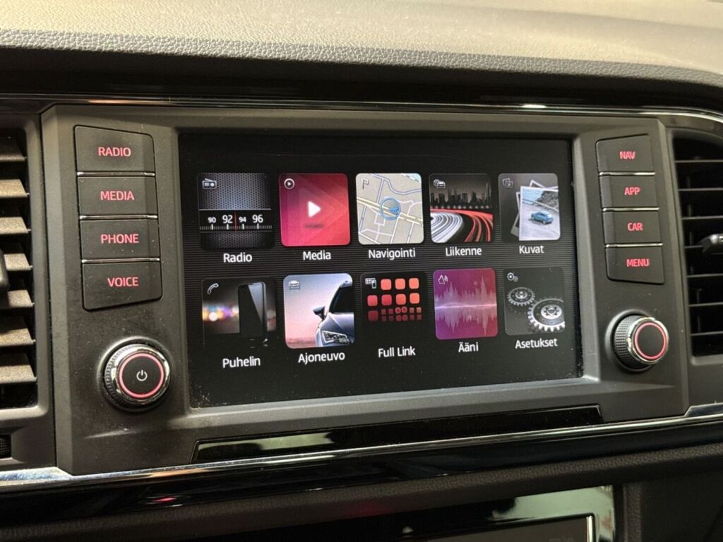 Seat Ateca 2017 Ruskea (beige)