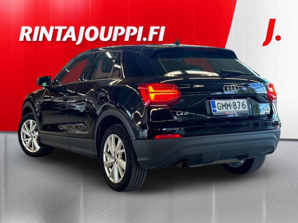 Audi Q2 2017 Musta