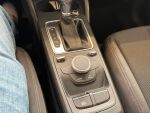 Audi Q2 2017 Musta