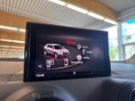 Audi Q2 2017 Musta