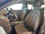 Audi Q2 2017 Musta