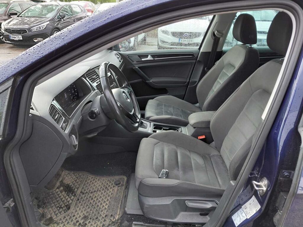 Volkswagen Golf 2017 Sininen