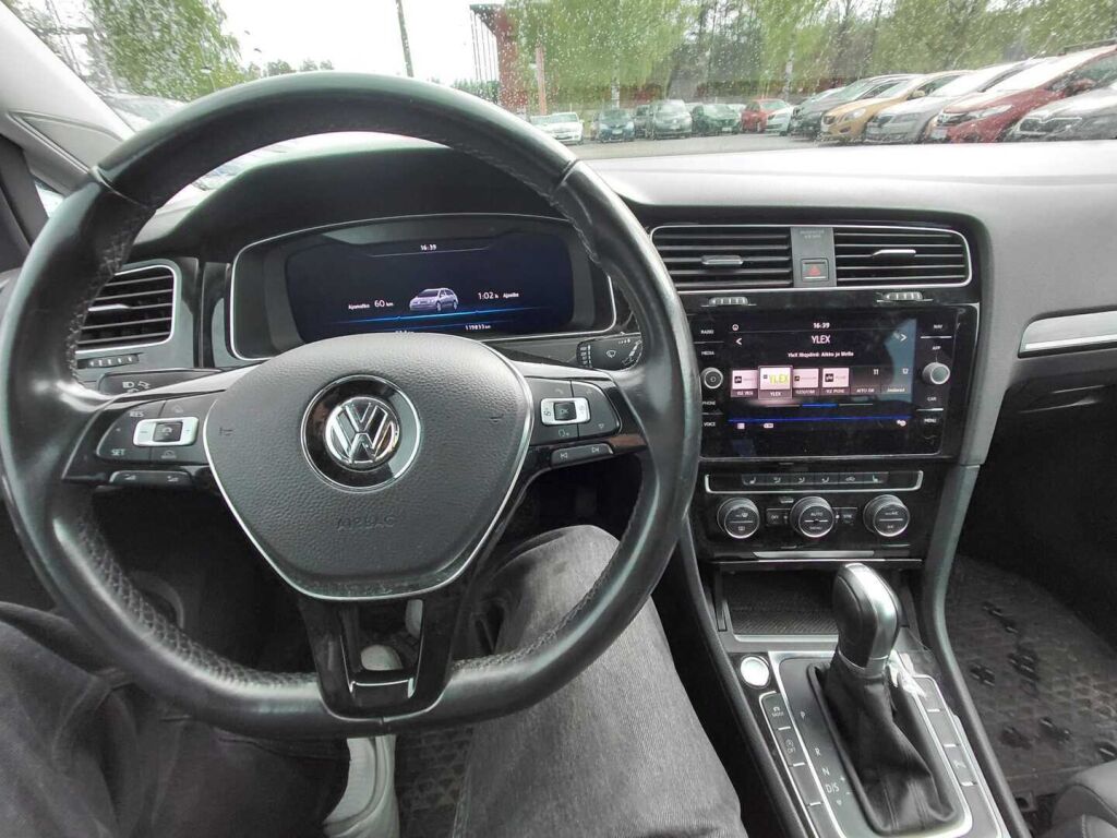 Volkswagen Golf 2017 Sininen
