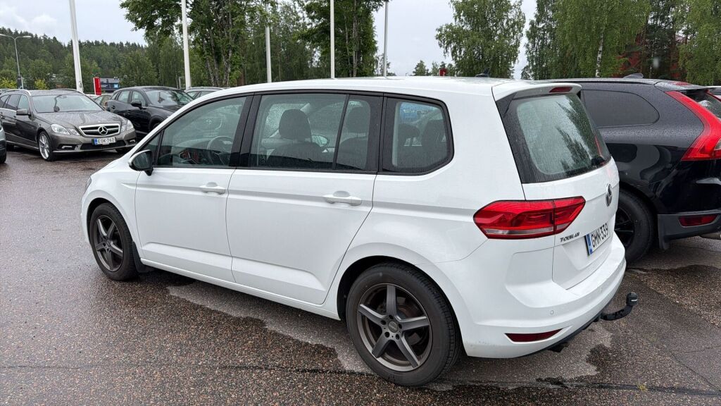 Volkswagen Touran 2017 Valkoinen
