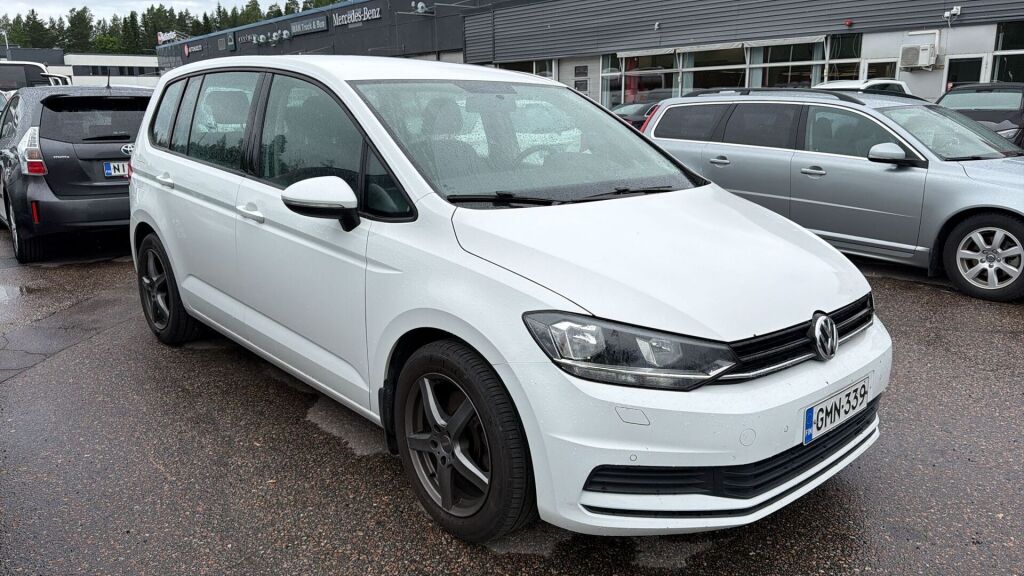 Volkswagen Touran 2017 Valkoinen