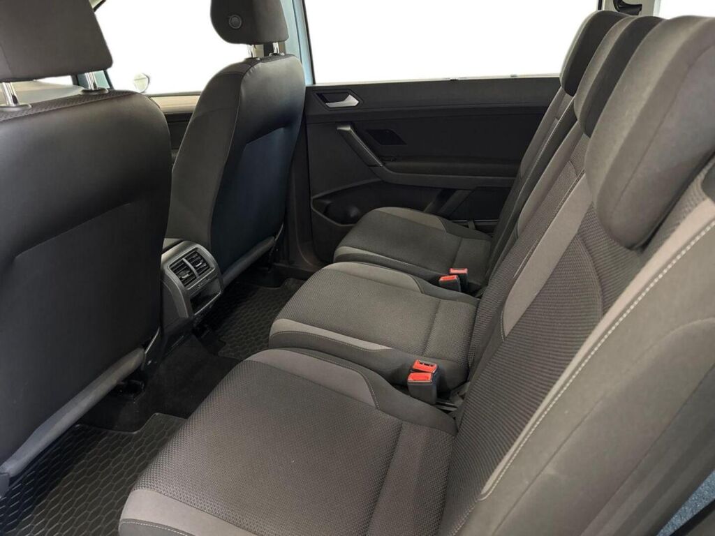 Volkswagen Touran 2017 Valkoinen