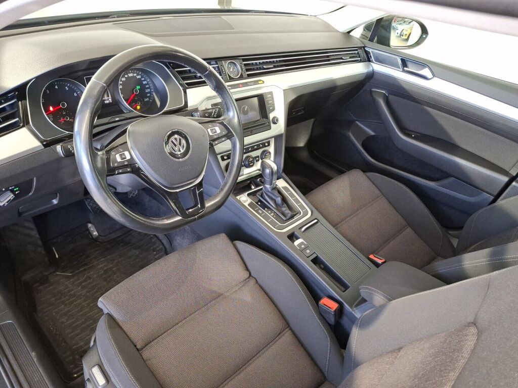Volkswagen Passat 2017 Harmaa
