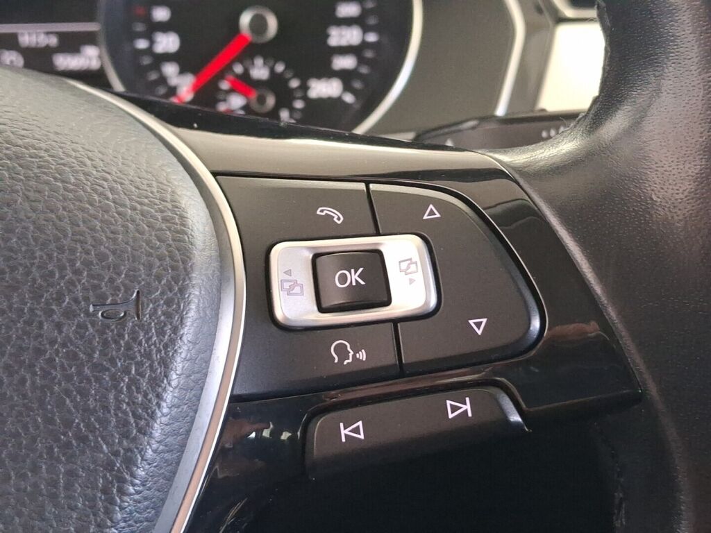 Volkswagen Passat 2017 Harmaa