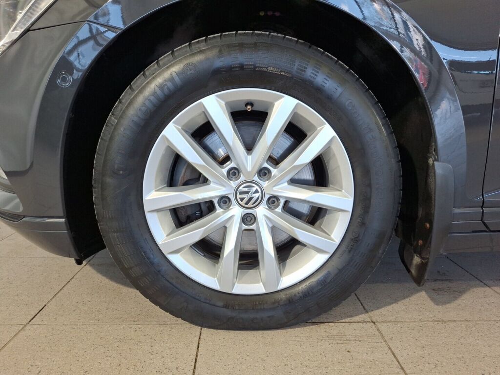 Volkswagen Passat 2017 Harmaa
