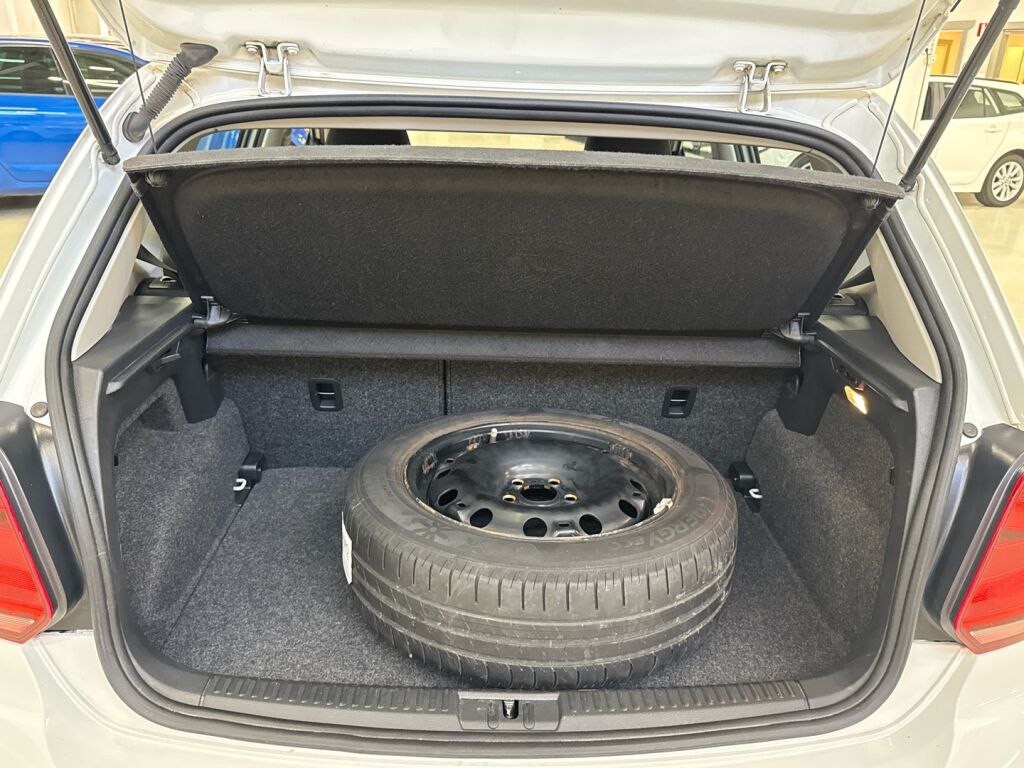 Volkswagen Polo 2017 Valkoinen