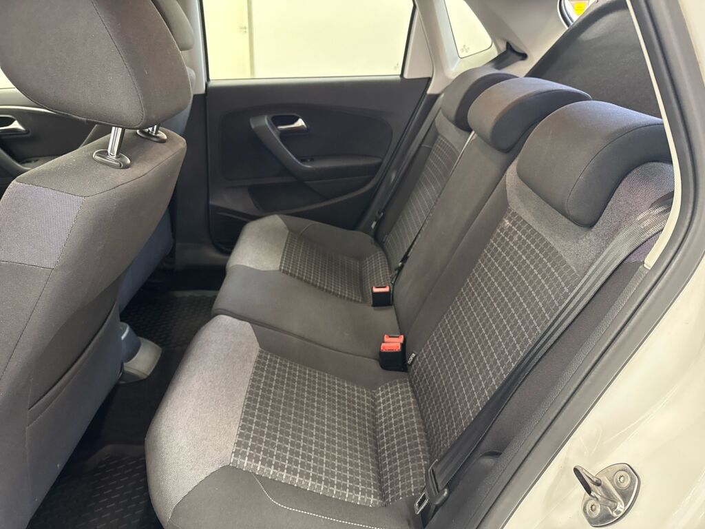 Volkswagen Polo 2017 Valkoinen