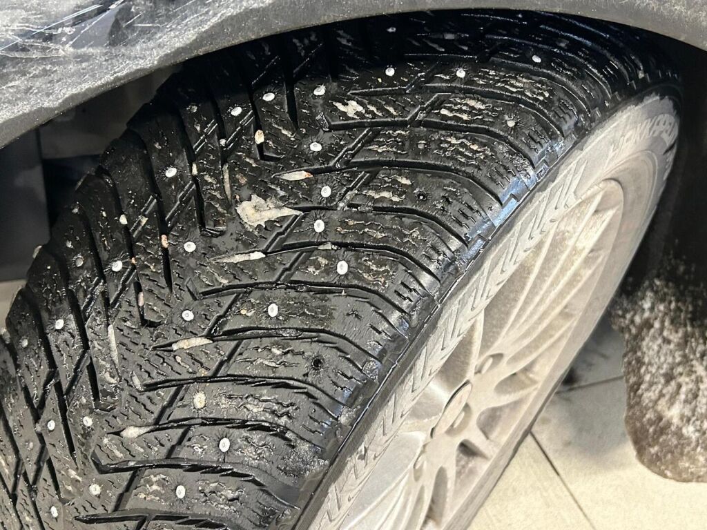 Jaguar XF 2008 Met. Musta